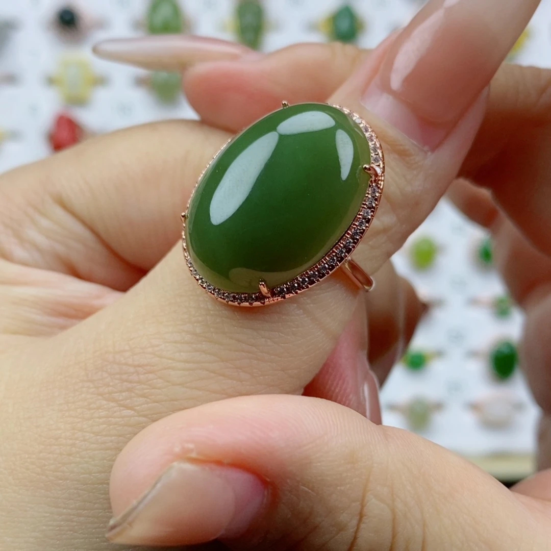 未镶嵌戒指和田玉