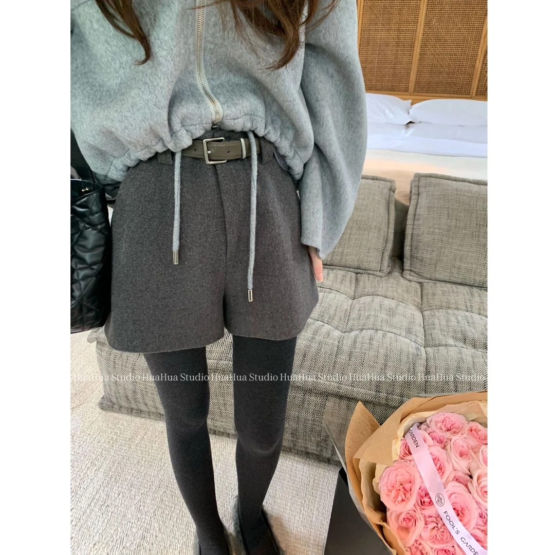 【花花】封神靴子裤~韩版敲绝比例高腰A字显瘦休闲百搭灰色毛呢短裤