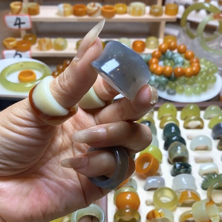 大***下岫玉未镶嵌项圈岫玉精品水墨指环