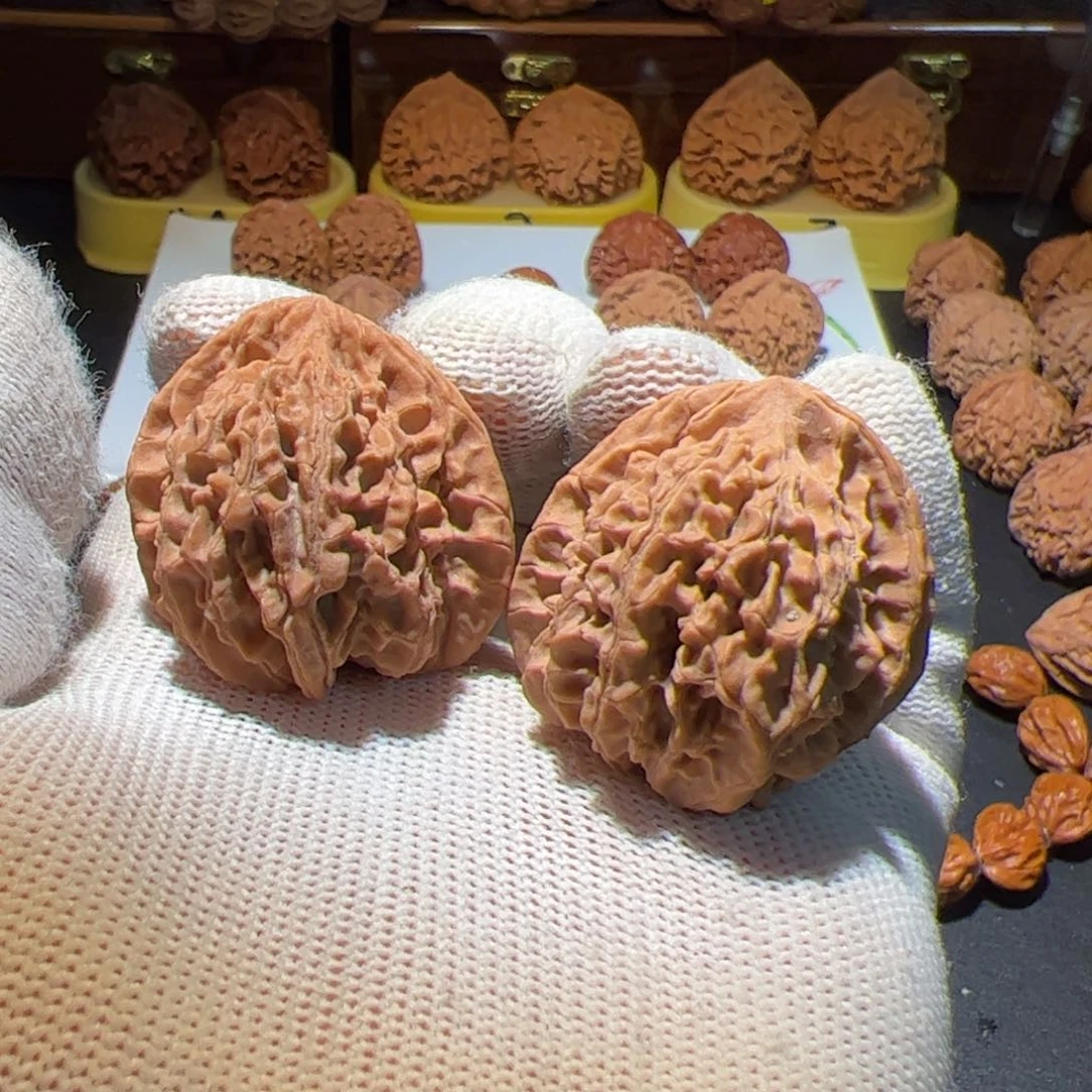 文玩核桃把件收***宝铁胆