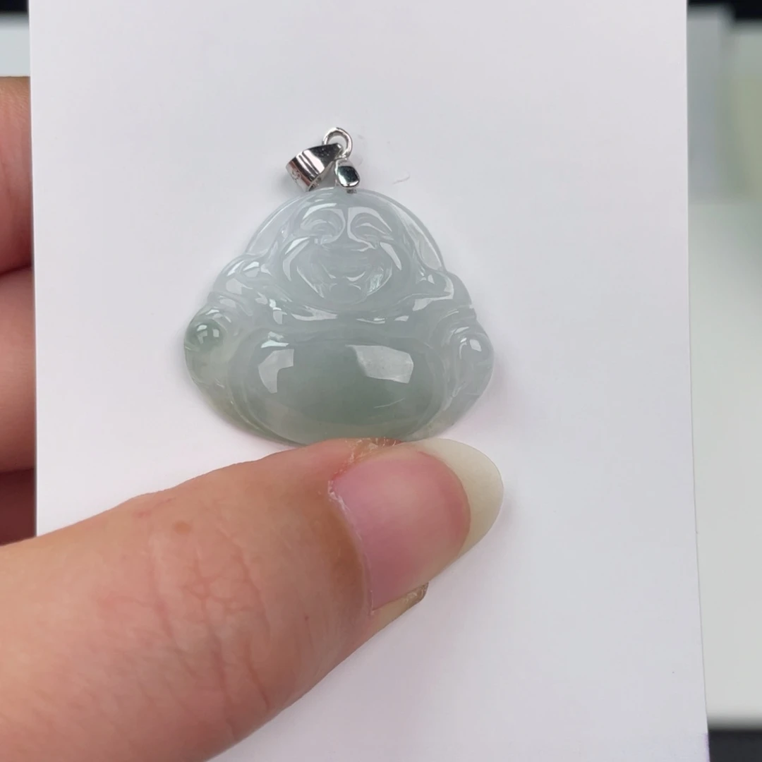 翡翠未镶嵌颈饰佛公