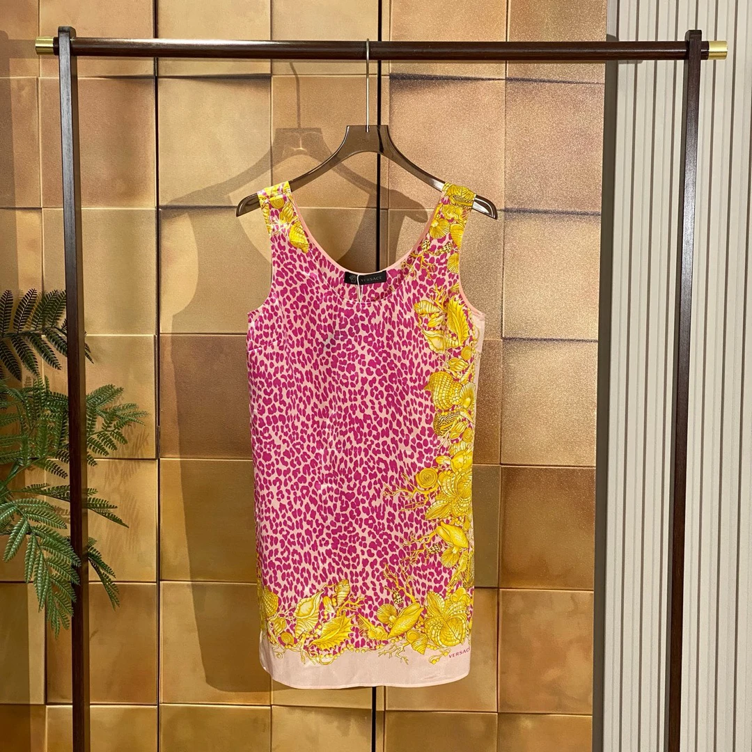 99新 VERSACE/范思哲 Versace 粉豹纹桑蚕丝背心/40码/99新/26264