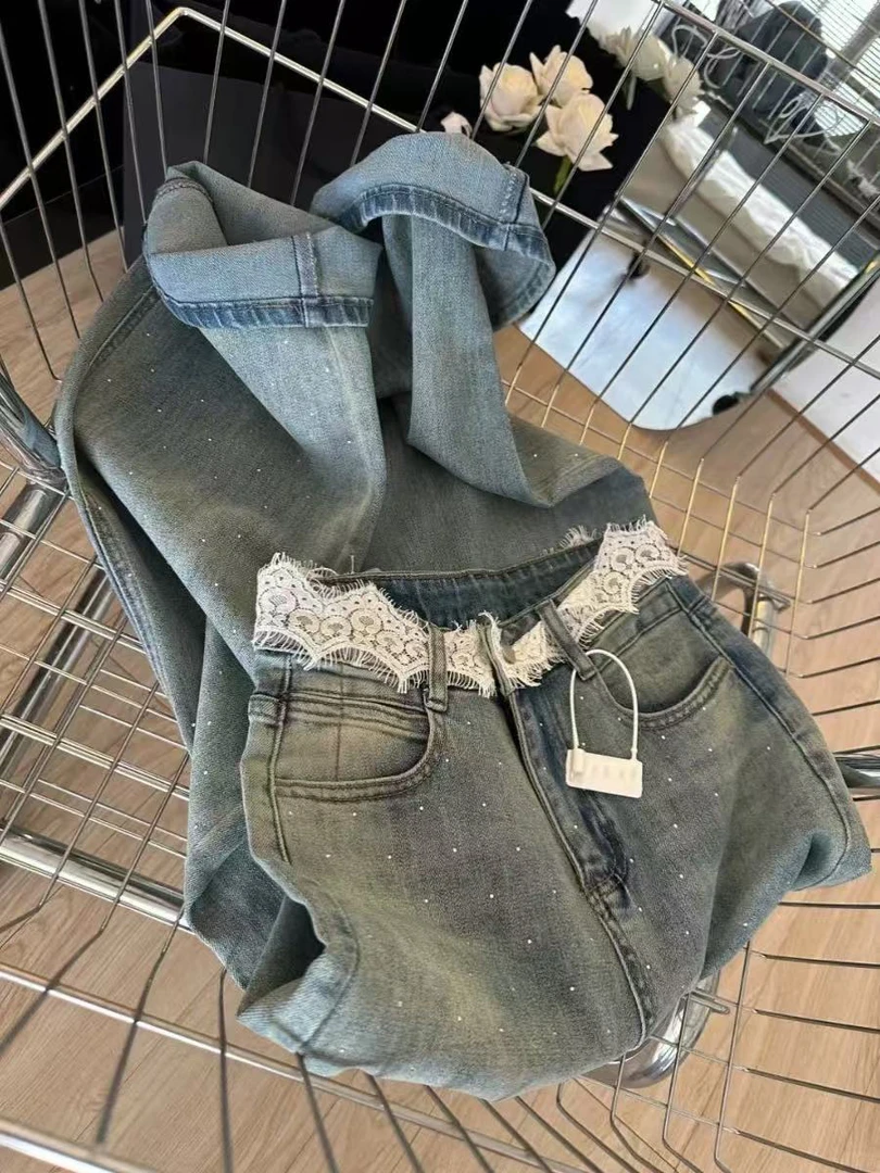 韩系复古蕾丝拼接高腰牛仔裤女2025秋季新款设计感镶钻宽松阔腿裤