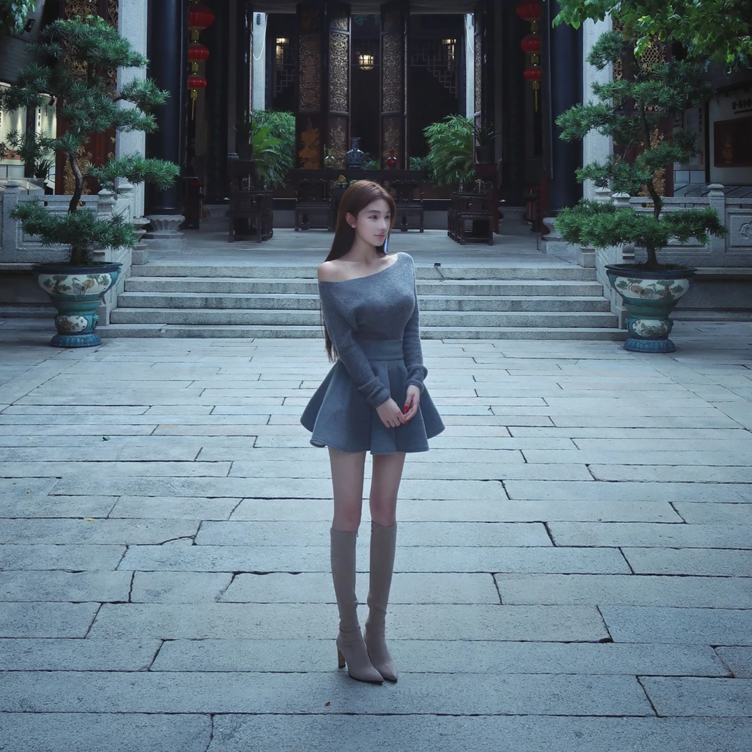 WW定制「松间步月」网红百搭修身显瘦法式小众设计感上衣半裙套装