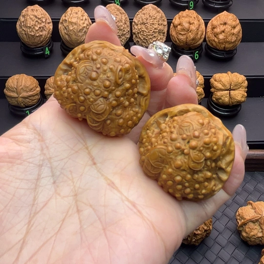 文玩核桃把件蛤蟆头