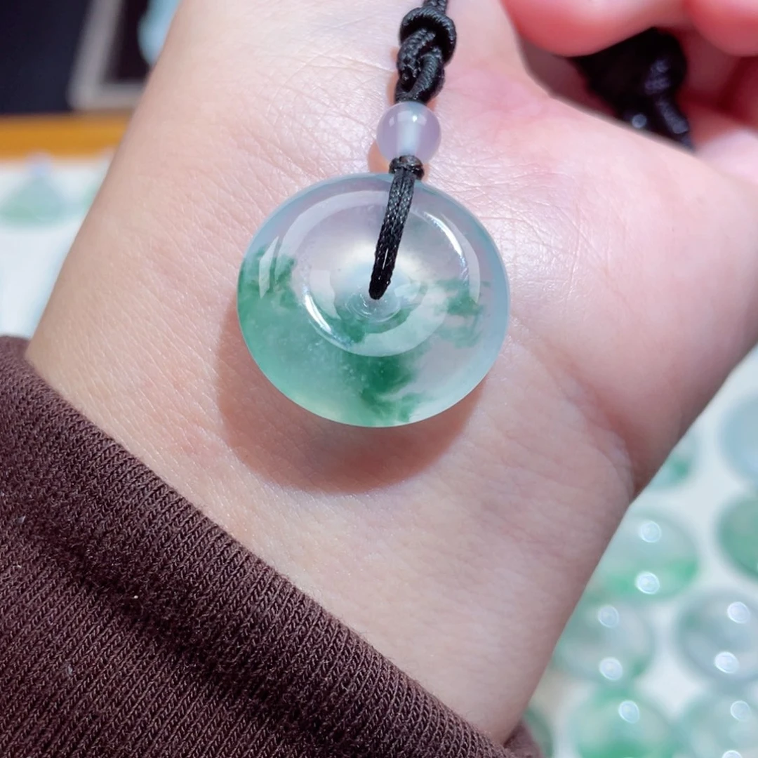 颈饰未镶嵌翡翠扣子