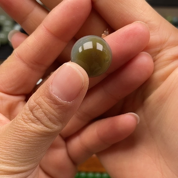 和田玉（糖玉）未镶嵌手链