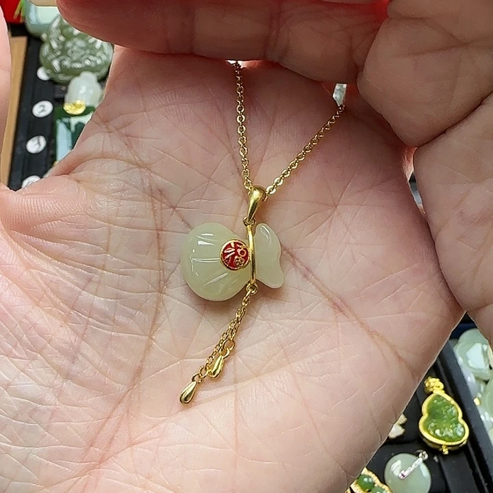 颈饰银S925镶嵌和田玉