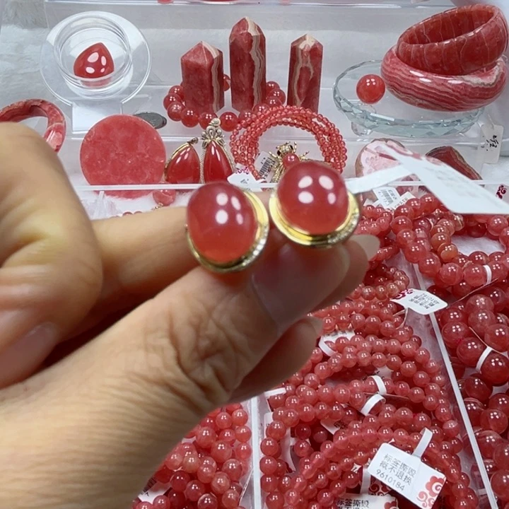 菱锰矿18K金镶嵌耳钉