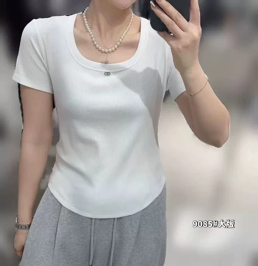 《秀秀精选》岳岳 9085纯色百搭方领短袖