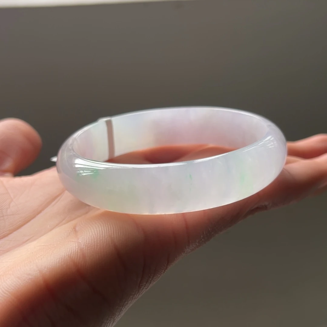 翡翠未镶嵌手镯57圈三天鉴赏期