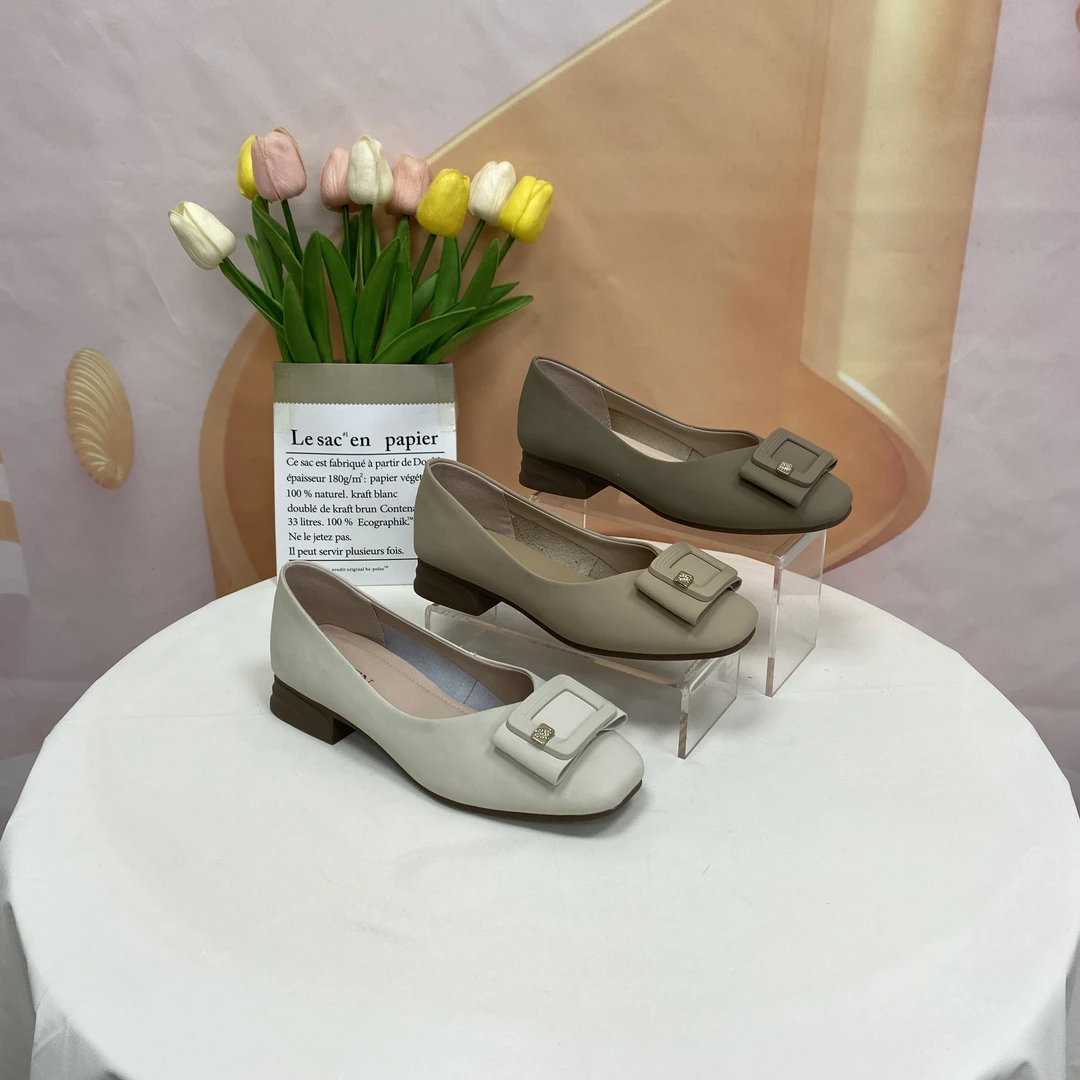 2418春秋新款时尚舒适百搭低跟单鞋F