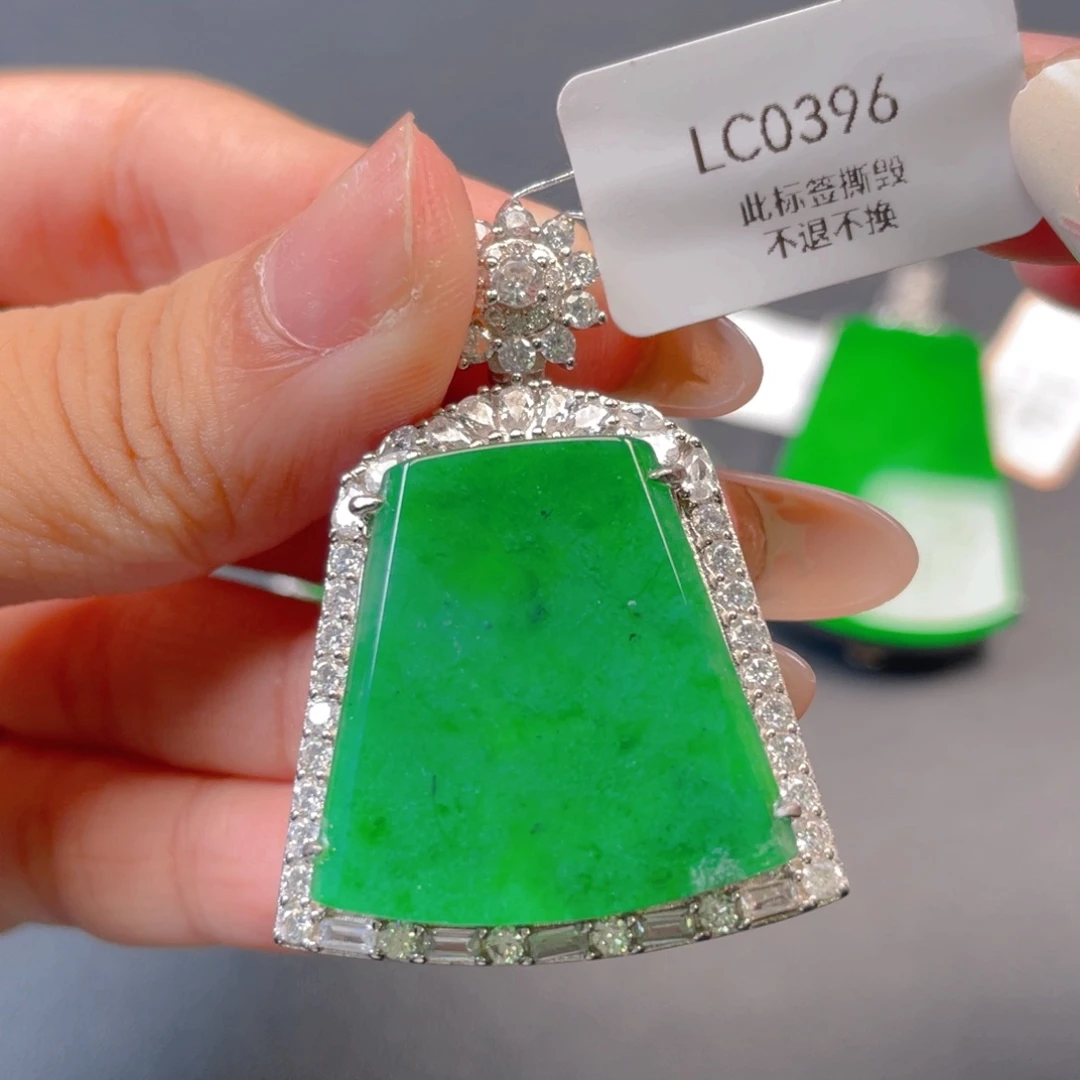 【闪购商品】颈饰银S925镶嵌翡翠翡翠