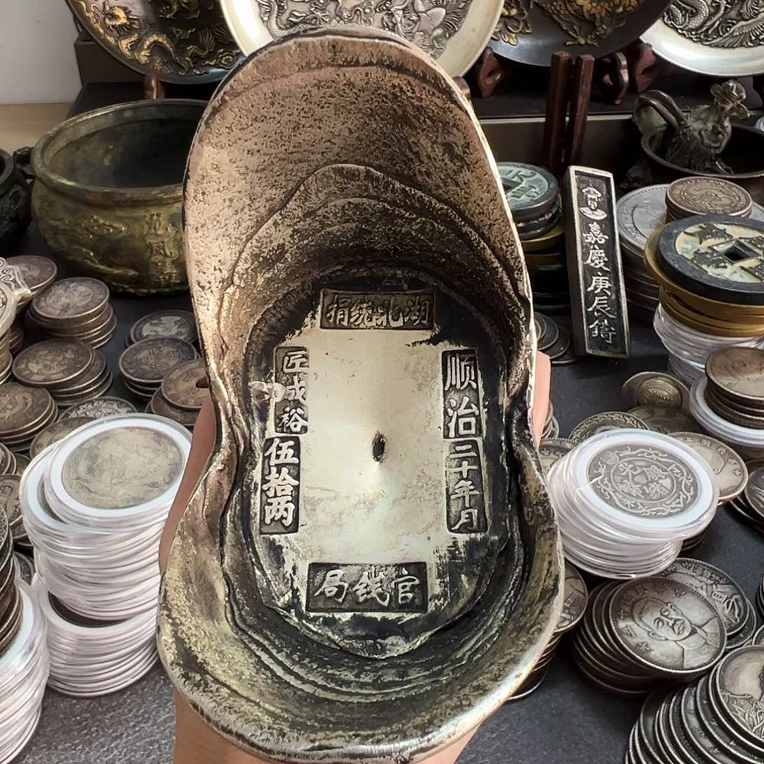 金属复古风格摆件