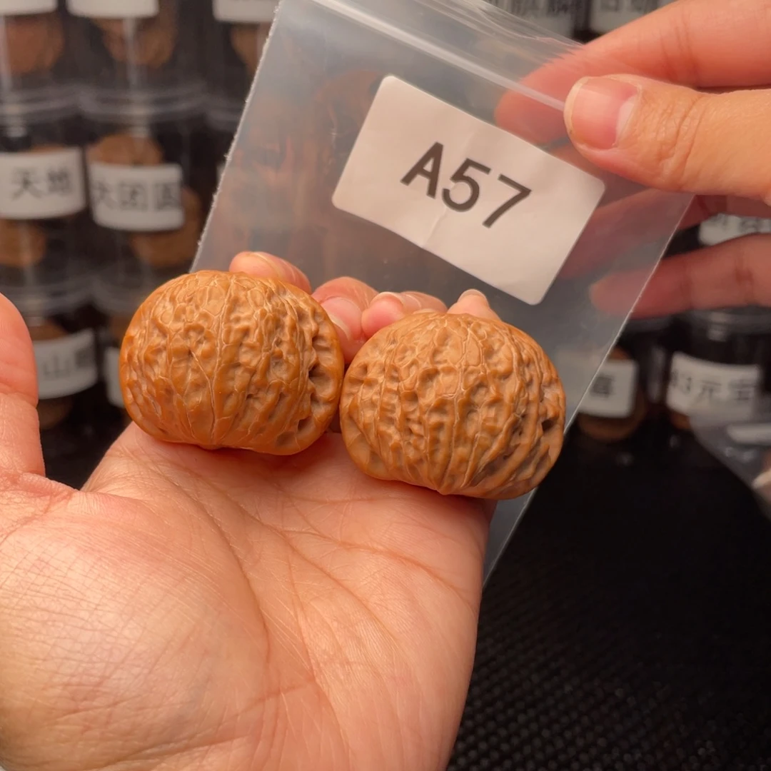 文玩核桃把件40铁锤