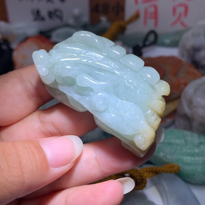 翡翠未镶嵌颈饰保真天然A货翡翠