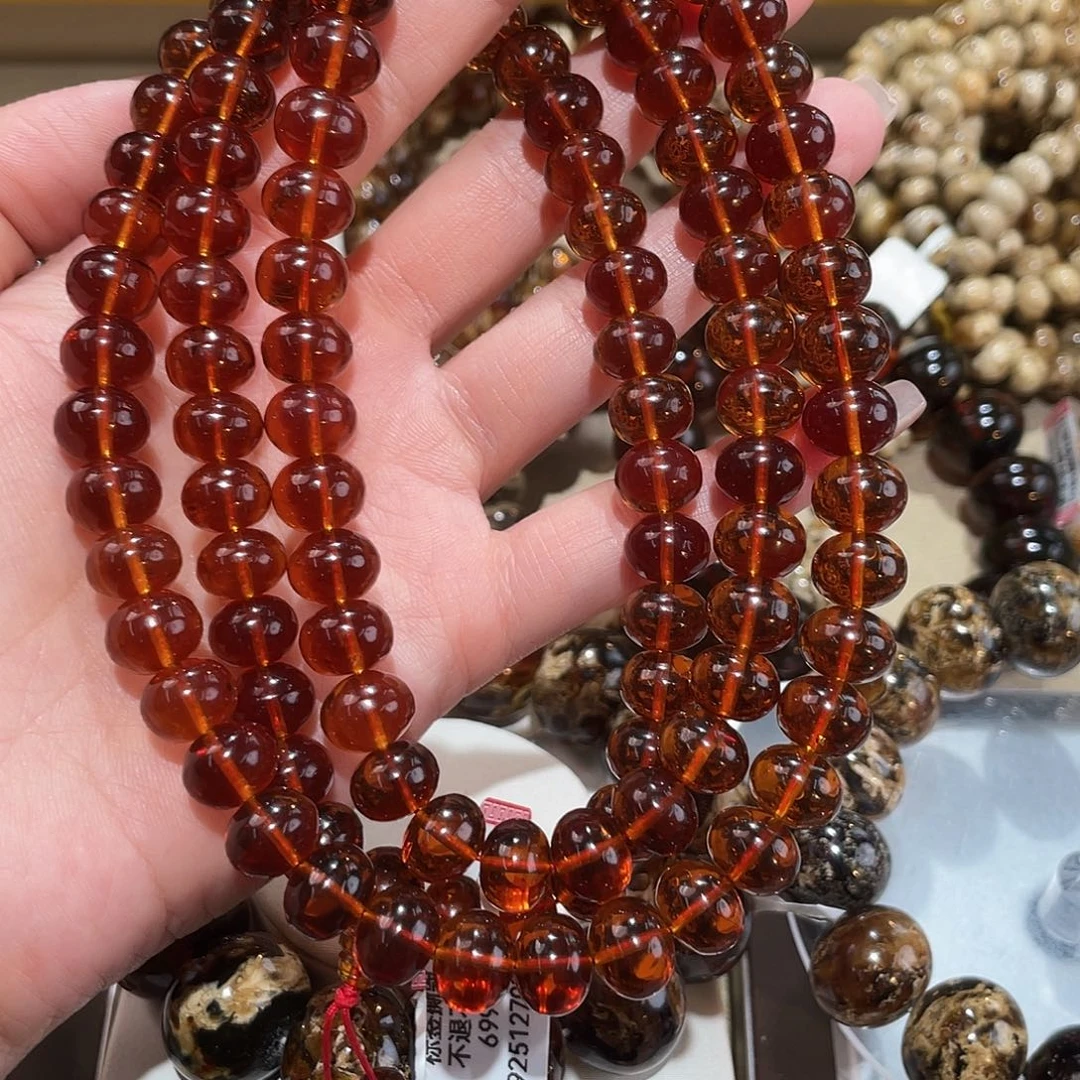 冬***月琥珀未镶嵌颈饰10m血