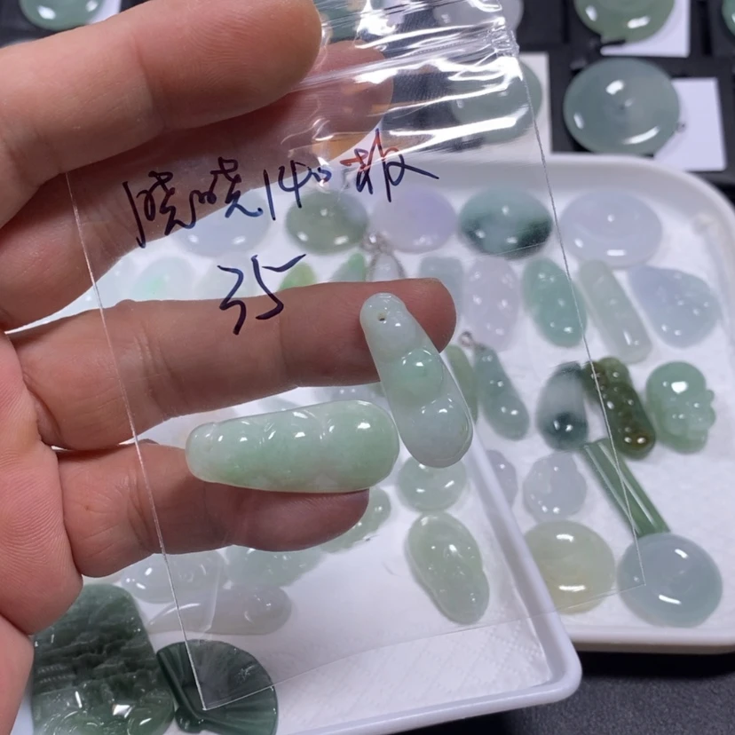 【闪购商品】吊坠(不含链)未镶嵌翡翠Z****板