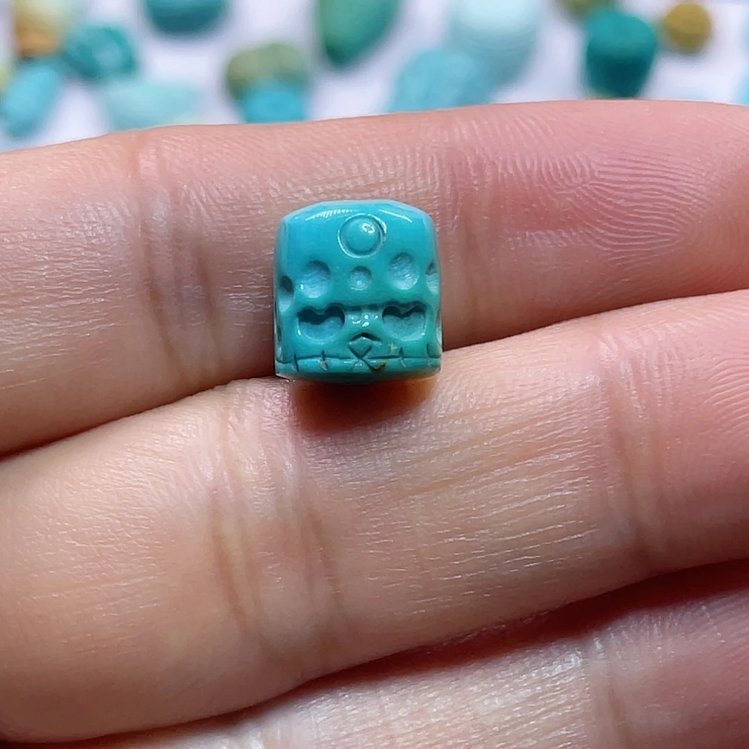 绿松石未镶嵌配饰