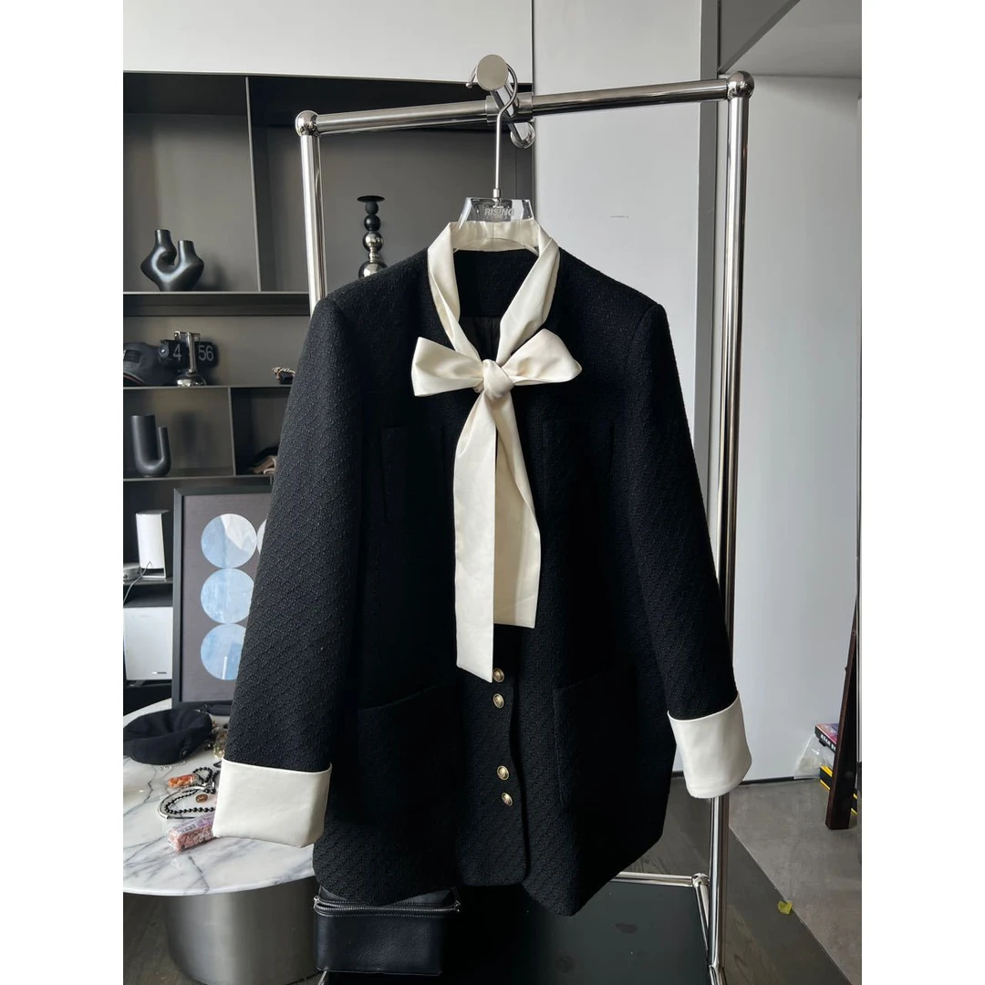 现【小云姐】舒适百搭 丝巾外套110174