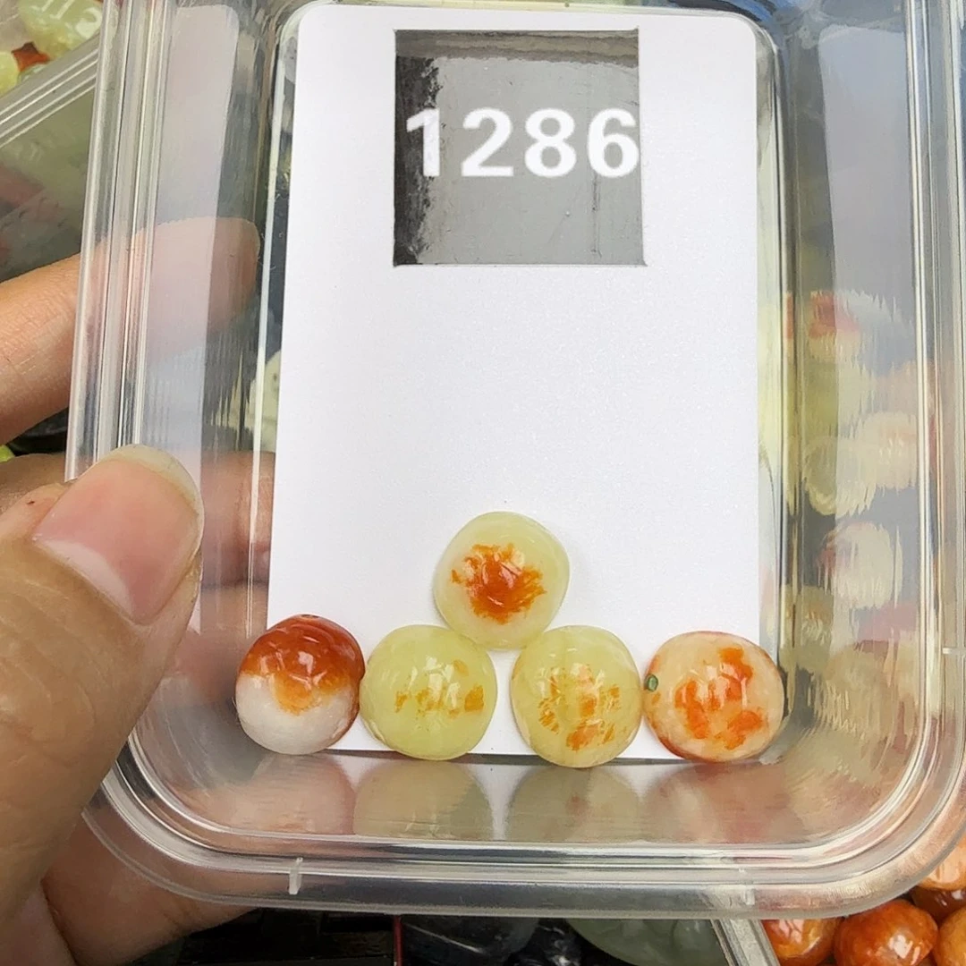 蛇纹石玉合金颈饰