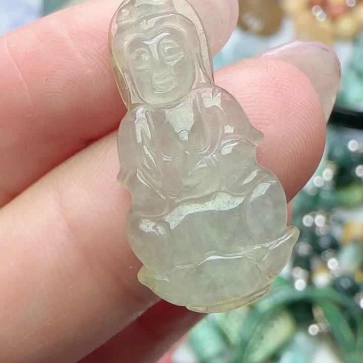 翡翠未镶嵌颈饰天然A货95