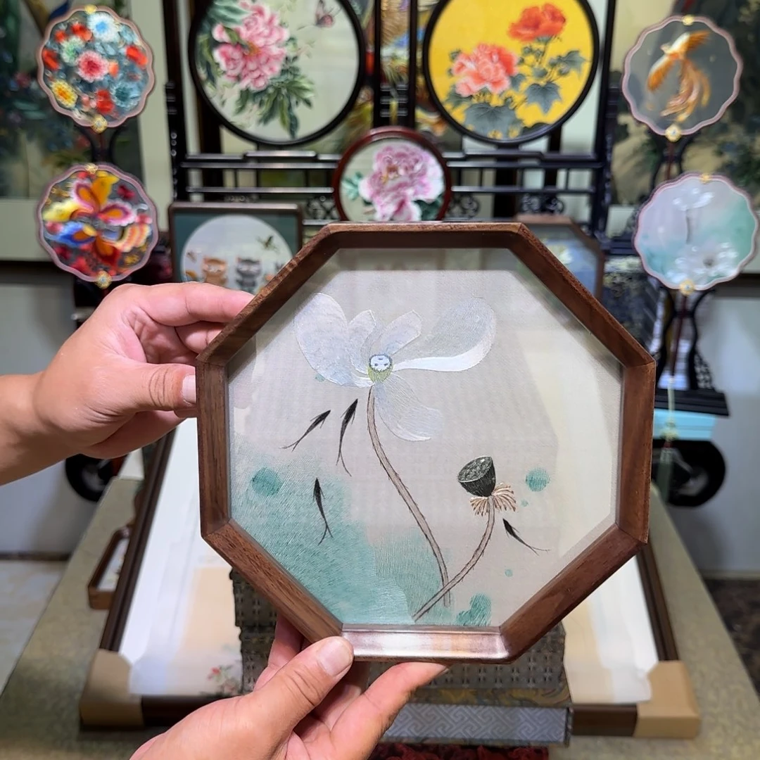 刺绣刺绣工艺精湛