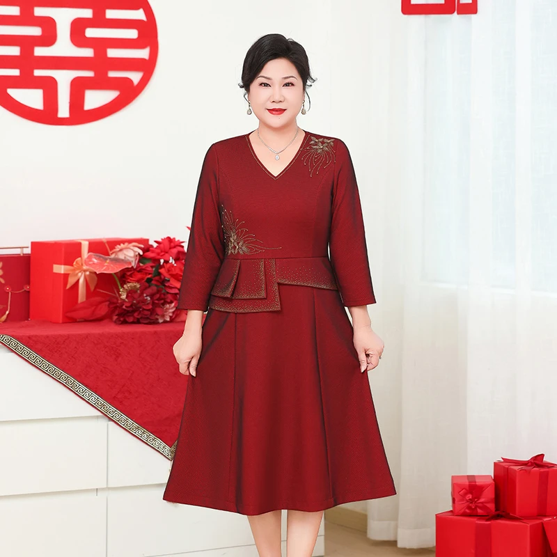 喜妈妈敬酒服婚宴礼服洋气喜婆婆结婚宴会喜服订婚连衣裙结婚衣服