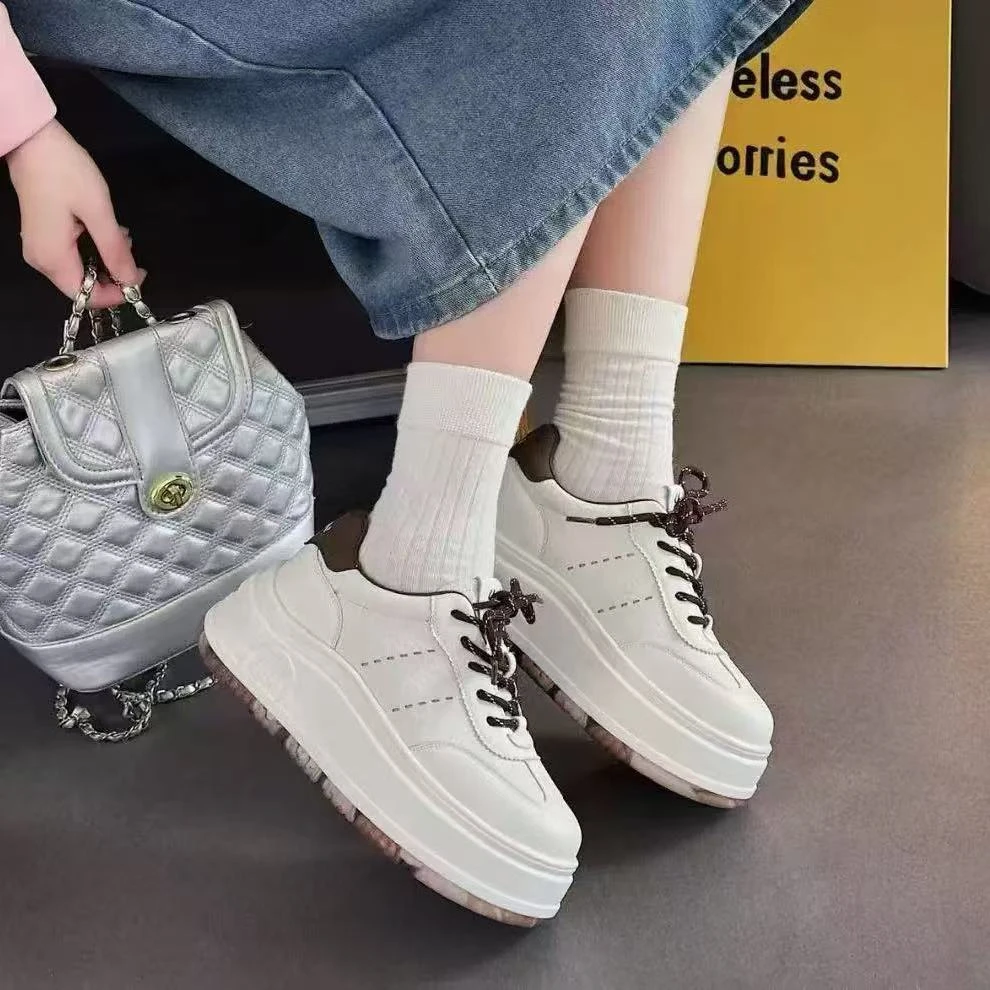 C9568 咖色  时尚圆头2025新款系带厚底板鞋女休闲鞋