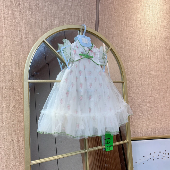 AE272       宝宝白色纱纱连衣裙  夏季