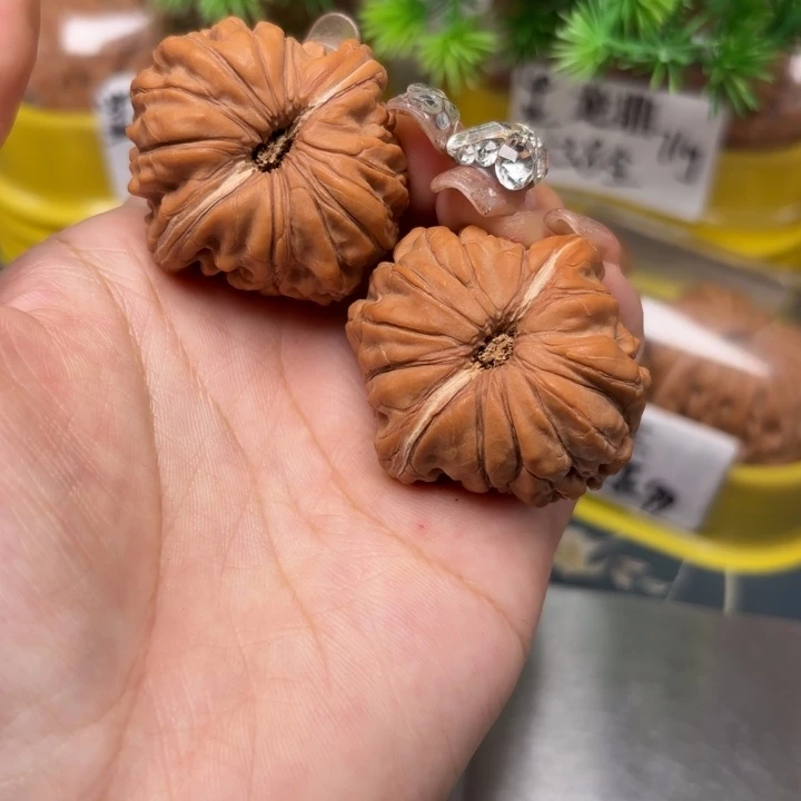 吊坠文玩核桃37-25043-02