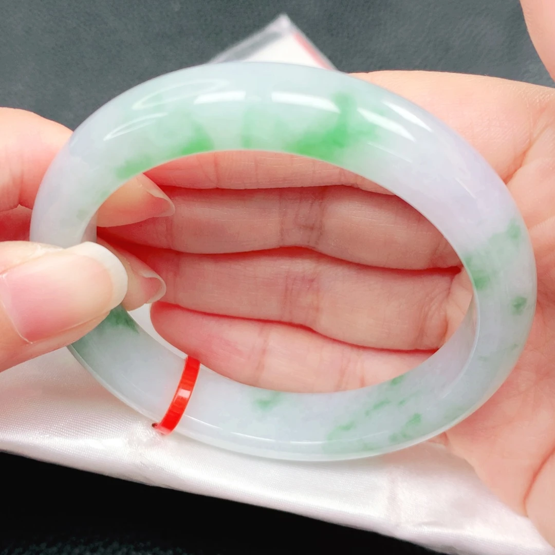 翡翠未镶嵌手镯56圈