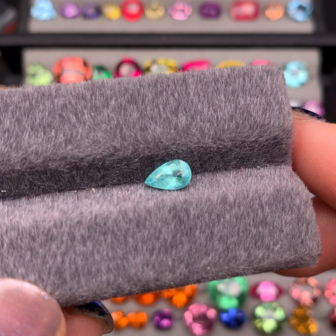 碧玺裸石未镶嵌0.78克拉