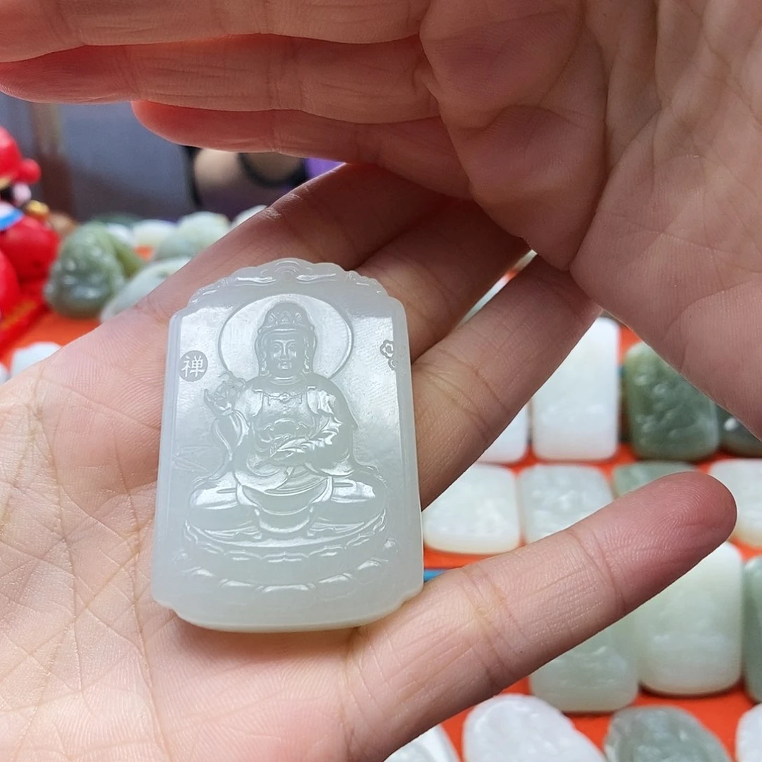 颈饰未镶嵌和田玉石**转