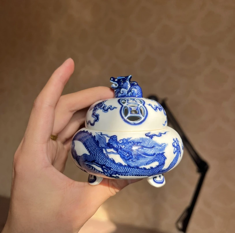 又见春风龙纹香炉