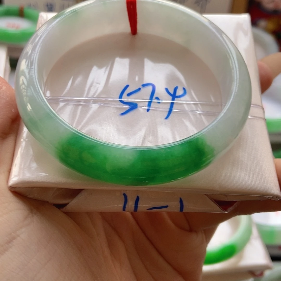 未镶嵌手镯翡翠18号