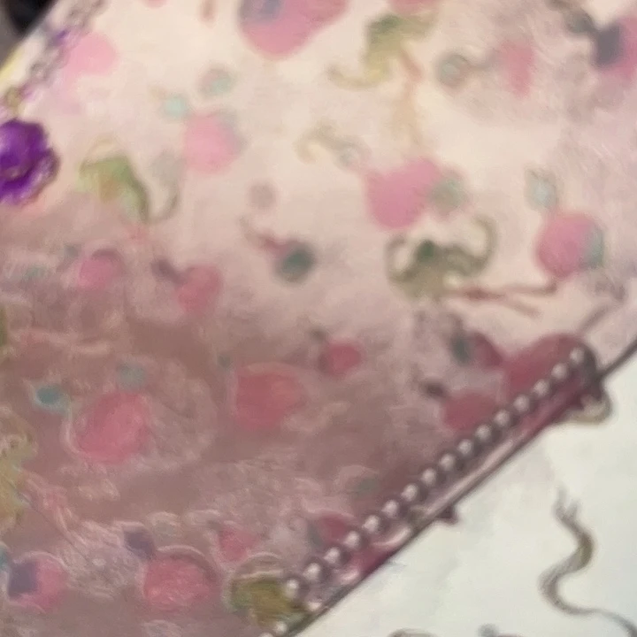 盖碗d****a杯子里还有好多