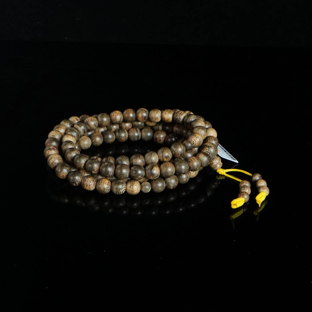 DY-C0436 文莱绿底沉水沉香念珠 0.8*108  36.1g