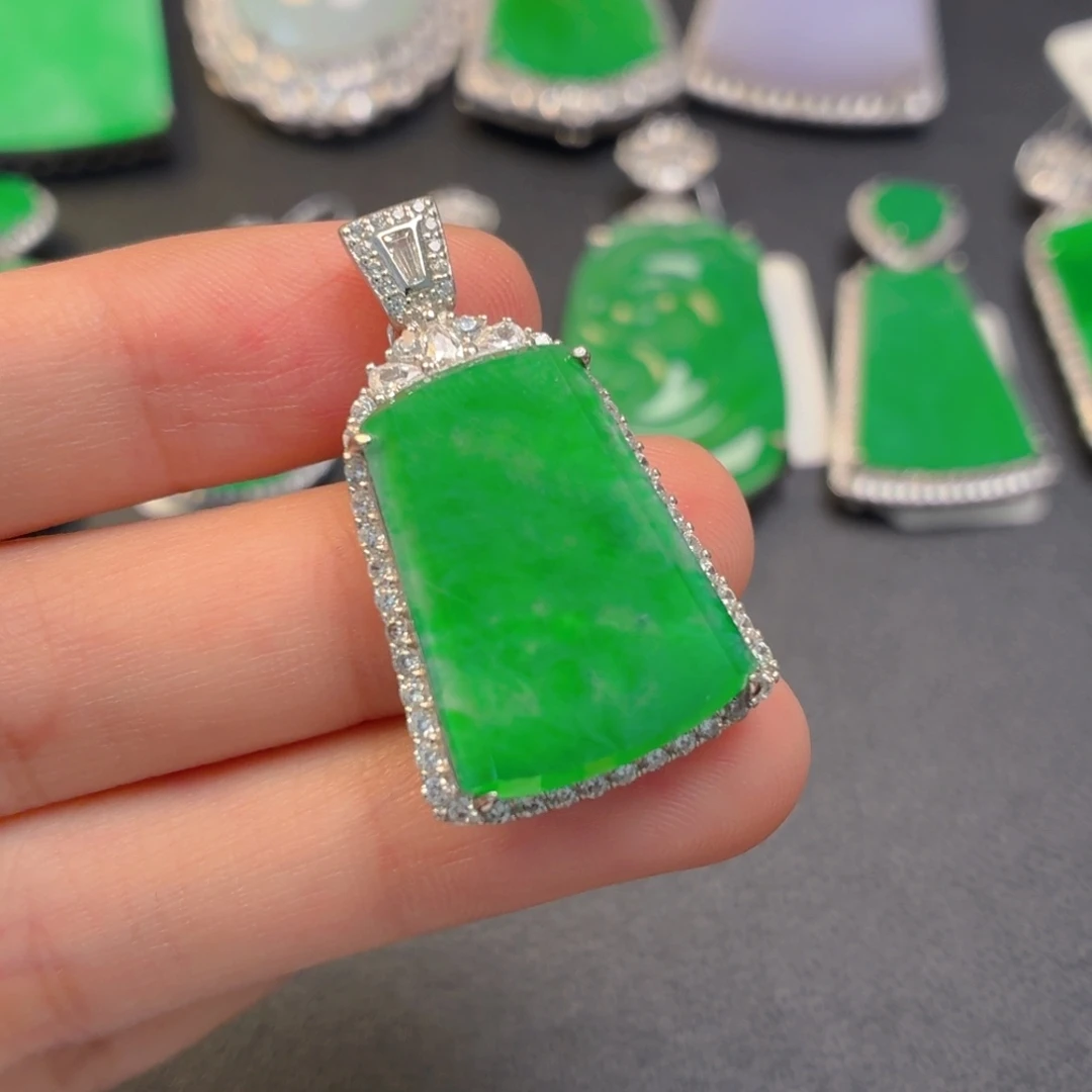 翡翠银S925镶嵌颈饰