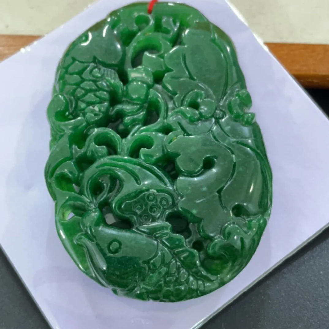 285  年年有余绿吊坠