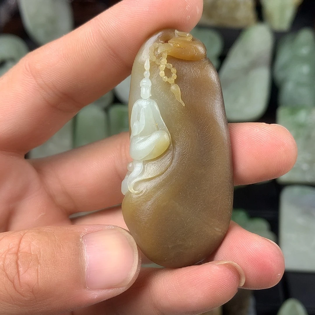 颈饰未镶嵌和田玉