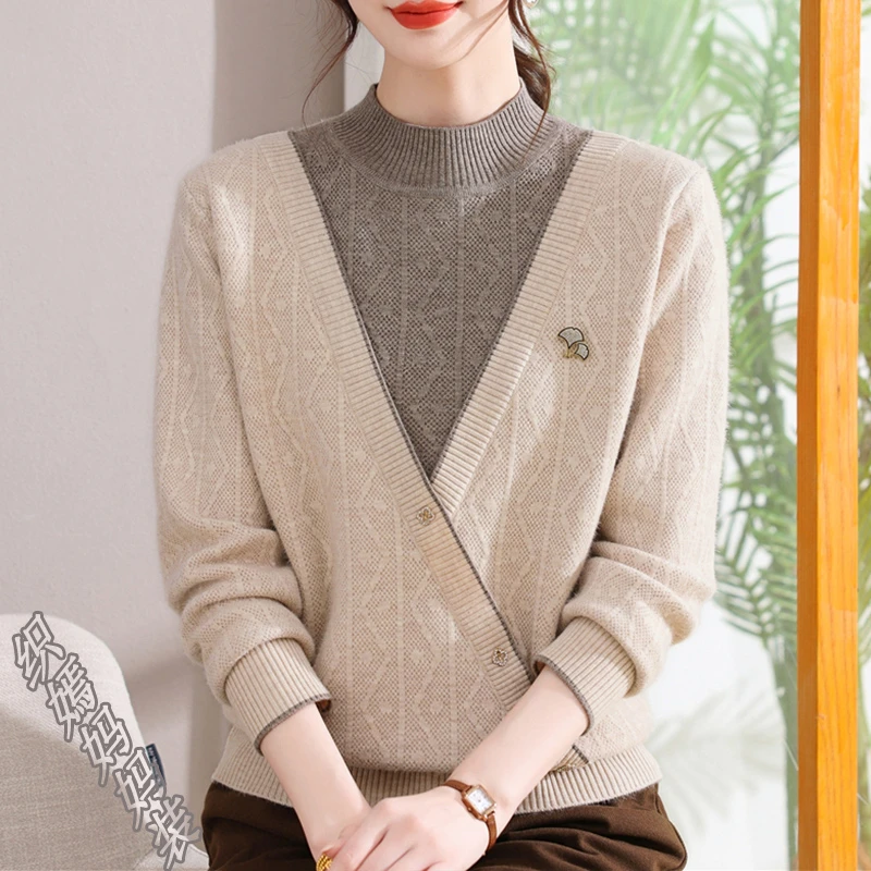 中老年女装秋冬新款宽松针织上衣洋气2025妈妈装时尚立领气质毛衣
