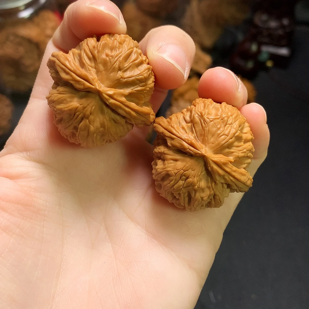 吊坠文玩核桃球白手捻