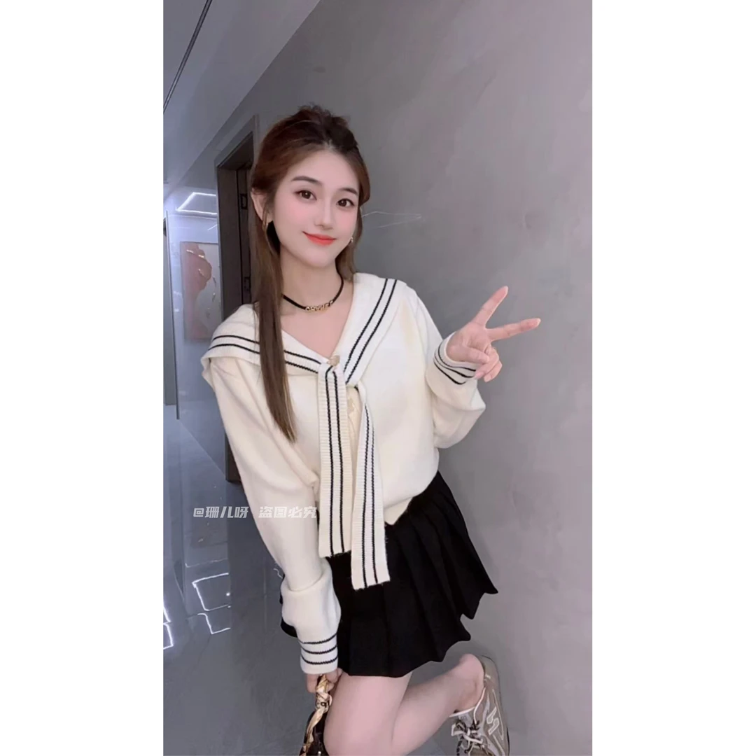 海军领针织衫女早秋新款毛衣慵懒高级感短款小个子学院风上衣秋冬