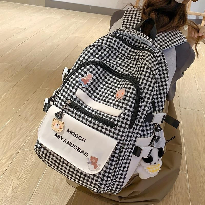 书包女生大学生格子小学生3一6年级高中学生初中生字母撞色双肩包