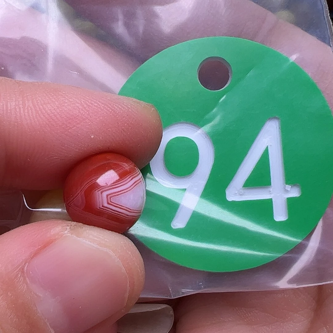 南红玛瑙未镶嵌珠宝奇石李*李10m m