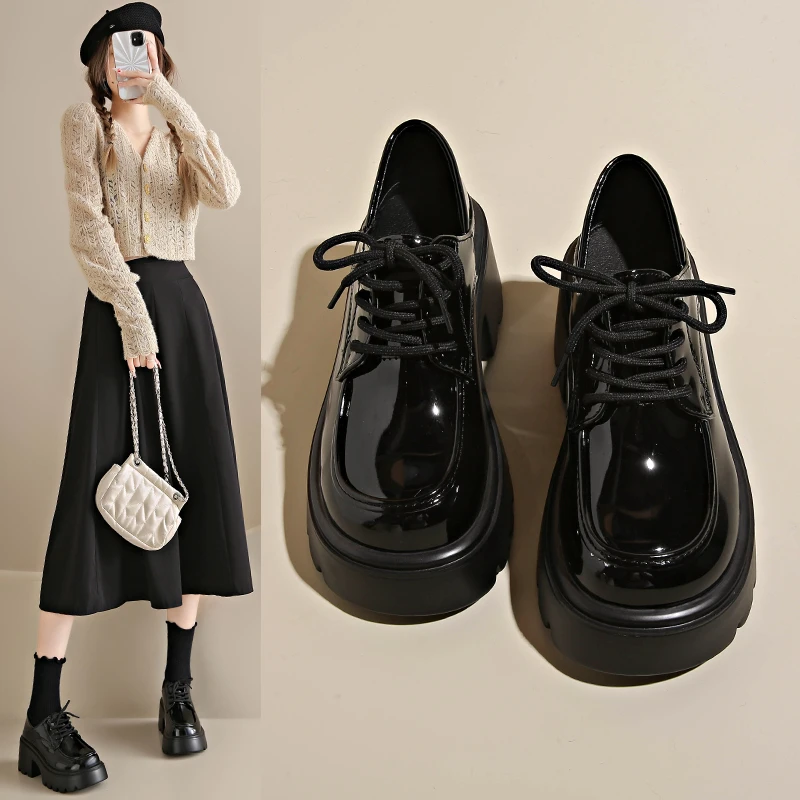 小个子真皮厚底高跟内增高小皮鞋女英伦风漆皮亮面2025款软底单鞋
