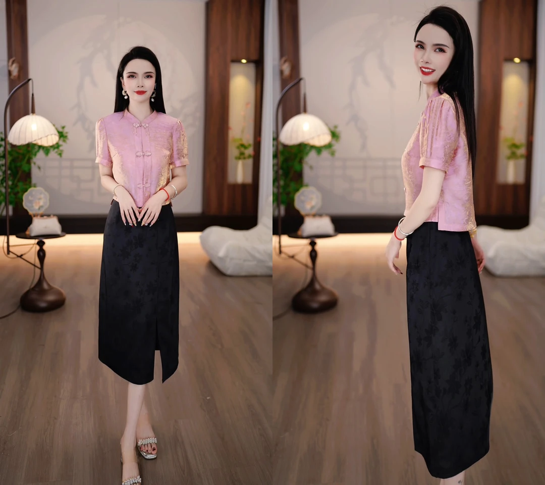 2025夏季新款新中式粉色偏光缎面小衫+黑色暗纹半裙两件套M-4XL