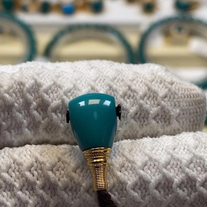 绿松石珠宝奇石18K金镶嵌AA640