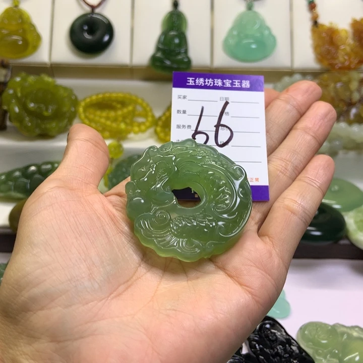【闪购商品】未镶嵌蛇纹石玉颈饰玩*